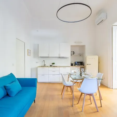 Piazza Amedeo Stylish Apartment By Wonderful Italy Nápoles Exterior foto