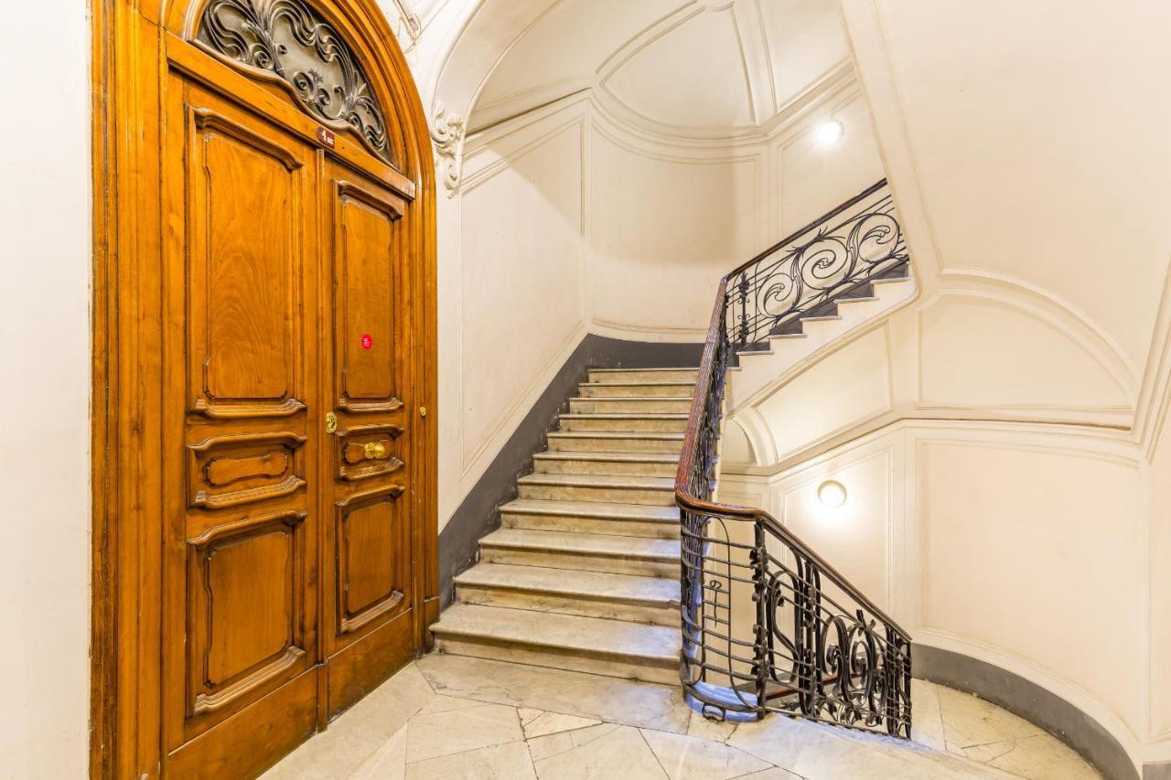 Apartamento Piazza Amedeo Stylish By Wonderful Italy Nápoles
