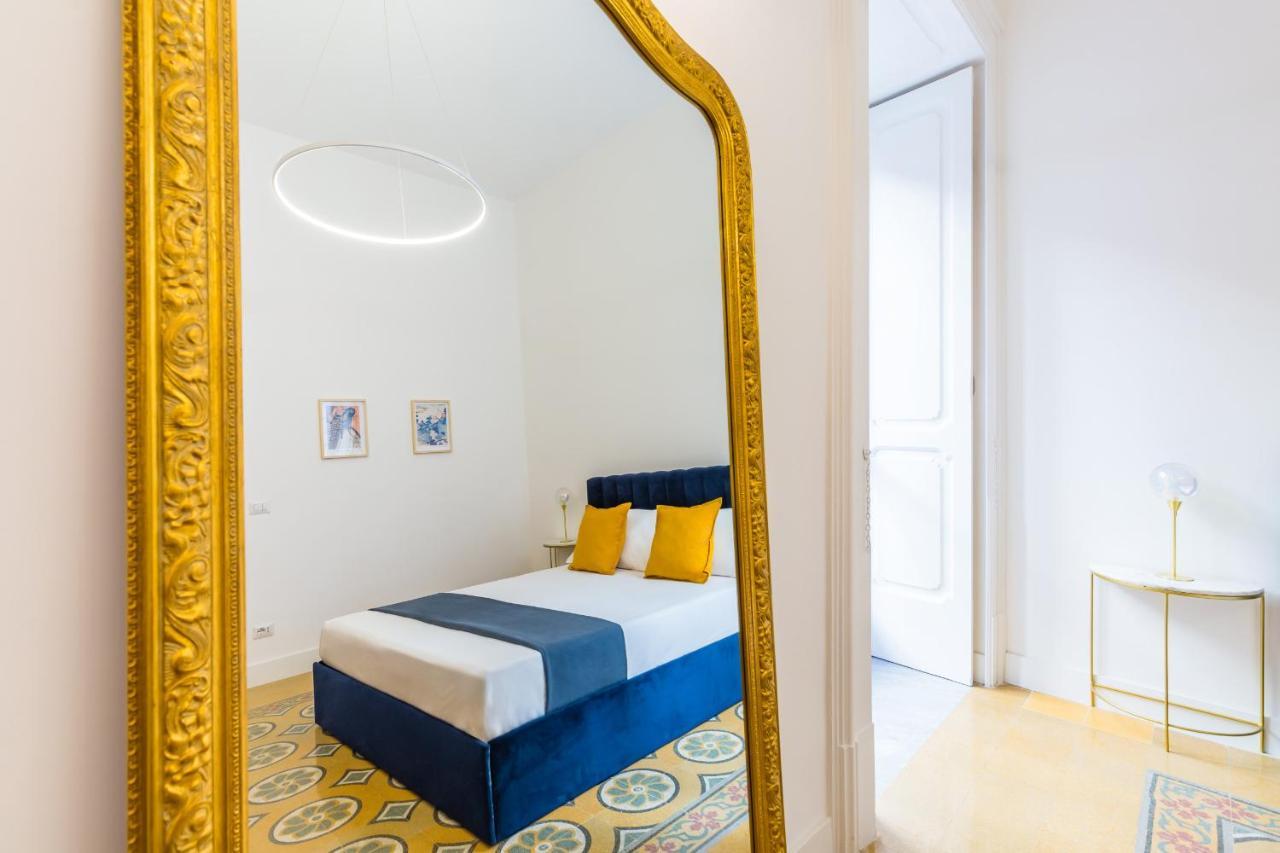 Apartment Piazza Amedeo Stylish By Wonderful Italy