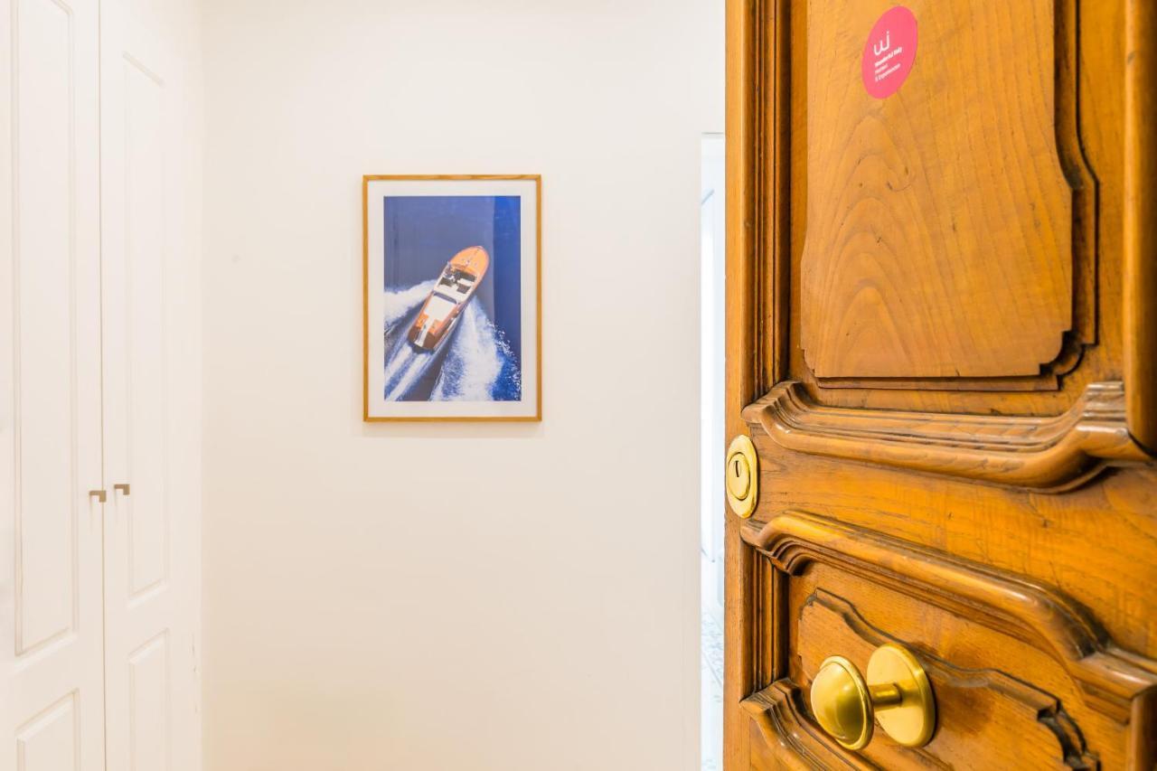 Apartment Piazza Amedeo Stylish By Wonderful Italy